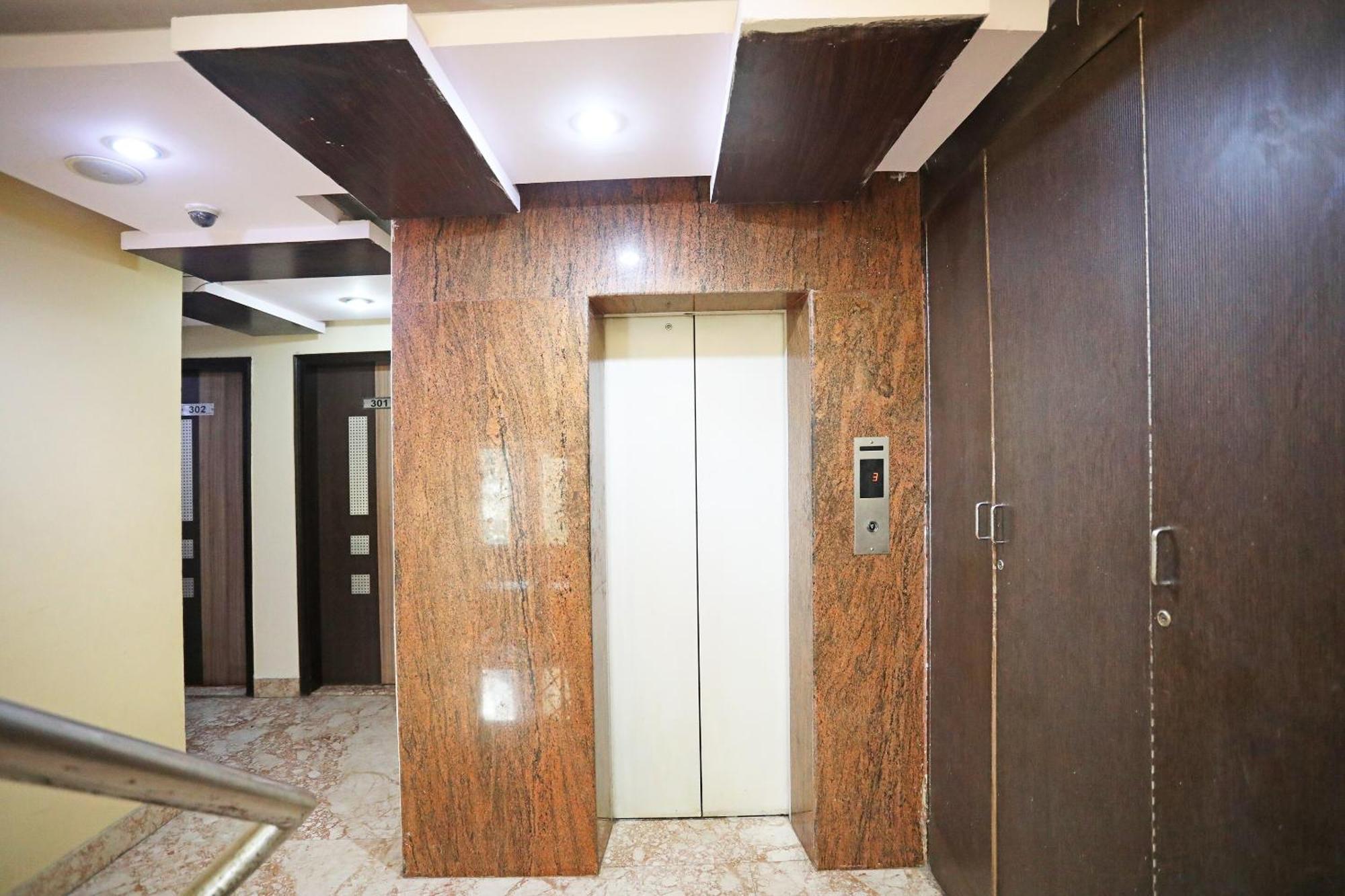 Hotel O Vedas Heritage Delhi Zewnętrze zdjęcie