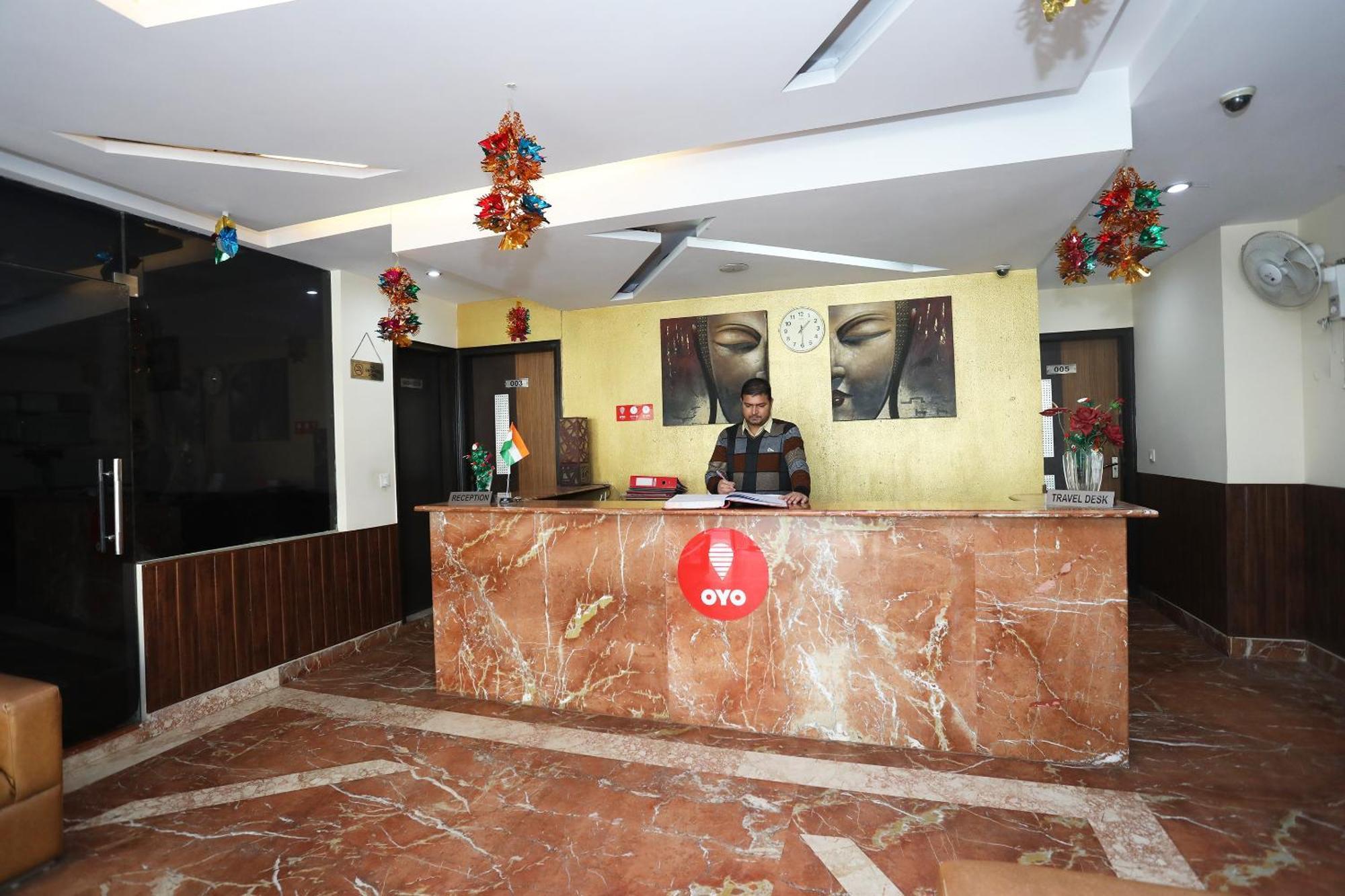 Hotel O Vedas Heritage Delhi Zewnętrze zdjęcie